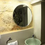 Διαμέρισμα Filoxenia Private 2br Stone House Patio & Parking *