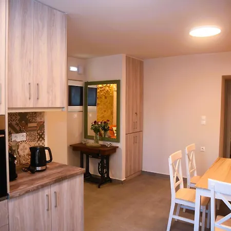 Apartment Filoxenia Private 2br Stone House Patio & Parking Chania (Crete)