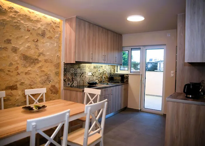 Apartment Filoxenia Private 2br Stone House Patio & Parking *