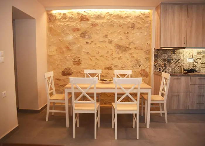 Apartment Filoxenia Private 2br Stone House Patio & Parking Chania (Crete)