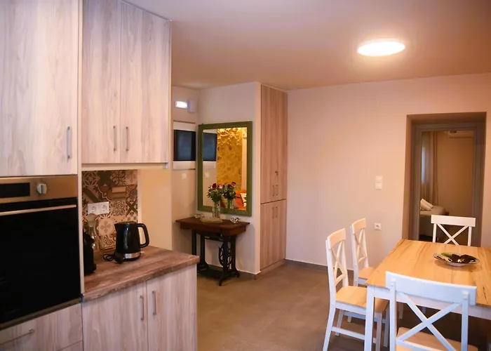 Apartment Filoxenia Private 2br Stone House Patio & Parking Chania (Crete)